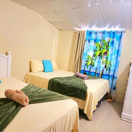 Travelholics Getaways Villa Piarco Exterior photo