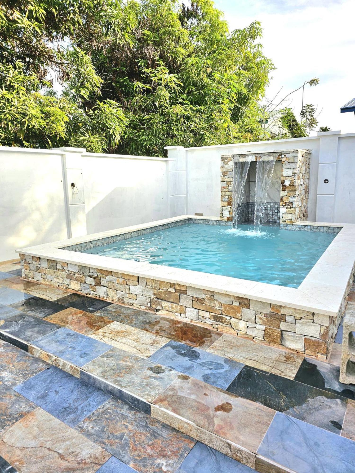 Travelholics Getaways Villa Piarco Exterior photo
